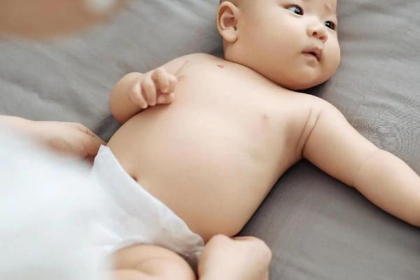 2024年出生的孩子命运解析:未来的星辰与人生方向 2024年出生的孩子命运解析:未来的星辰与人生方向