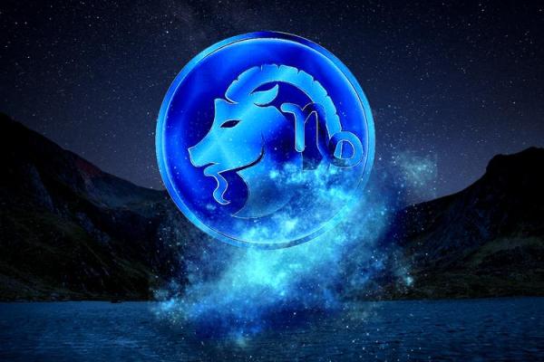 2020年生肖大揭秘：鼠年命运与性格解析