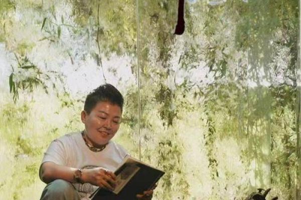 探讨剑锋金命女孩与其他命理的最佳搭配与和谐之道