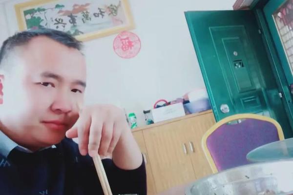 壬午杨柳木命男的命格搭配：理想伴侣与事业助力探讨