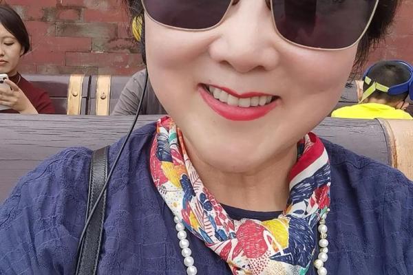 白蜡金命适合佩戴哪些眼镜？探秘眼镜与命理的完美结合！