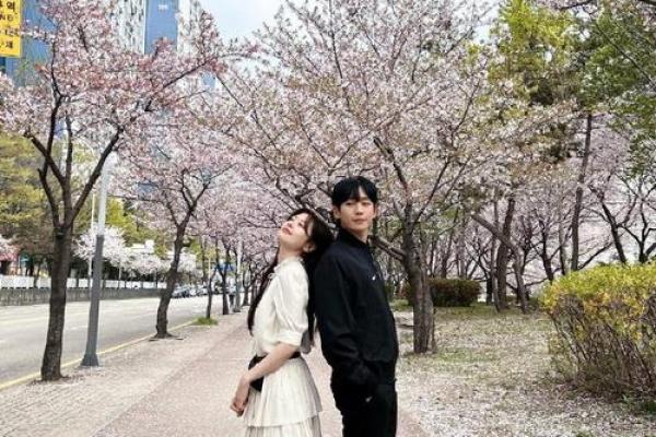 爱如命，心系彼此的深情世界