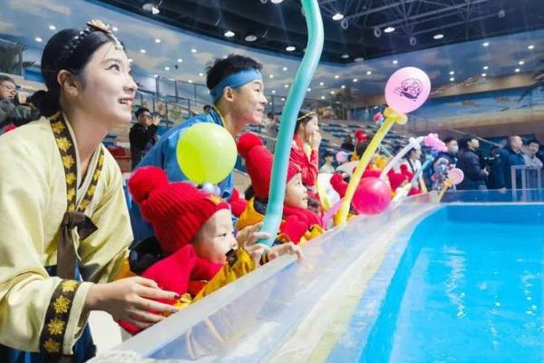 2008年出生的孩子：他们的命运与未来的精彩旅程