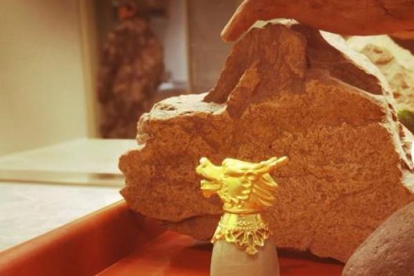 揭开汉字命格的神秘面纱：12种命格解析及其实用价值