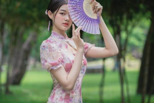 1955年的命运与宿命：探索不同人生道路的钥匙