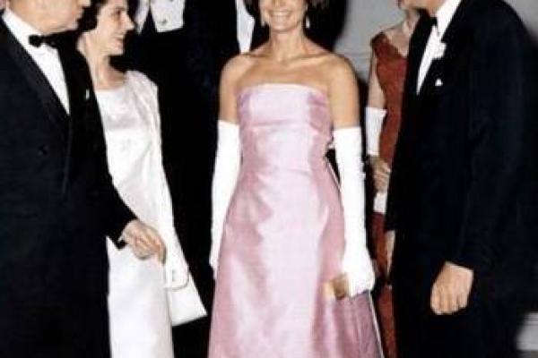 夭折之命：在短暂生命中绽放的光辉与宿命探寻