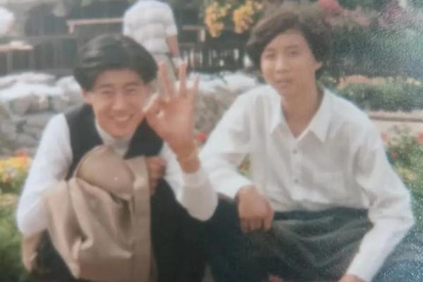 揭示头发厚粗硬的男人，命运背后的秘密与人生轨迹