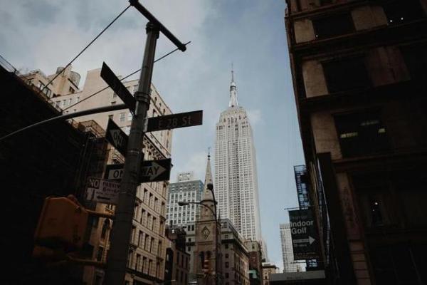 命运的轨迹：如何在未知的洪流中把握人生的方向