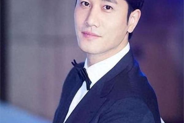 张国荣前世是蓝色命的传说与启示