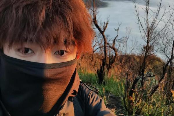 探讨生命的意义：从“2生命”看人生的深度与广度