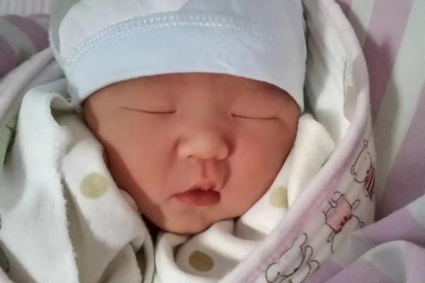 2013年出生宝宝的命运分析与性格特征探讨