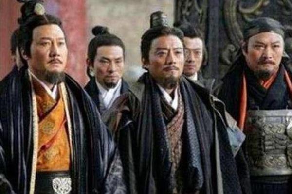 解密狗年巳时男孩命运：如何运筹帷幄，成就人生辉煌！