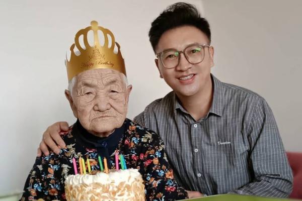 相依为命,生命中的温暖与陪伴:让我们一同探讨其深意 相依为命,生命中的温暖与陪伴:让我们一同探讨其深意