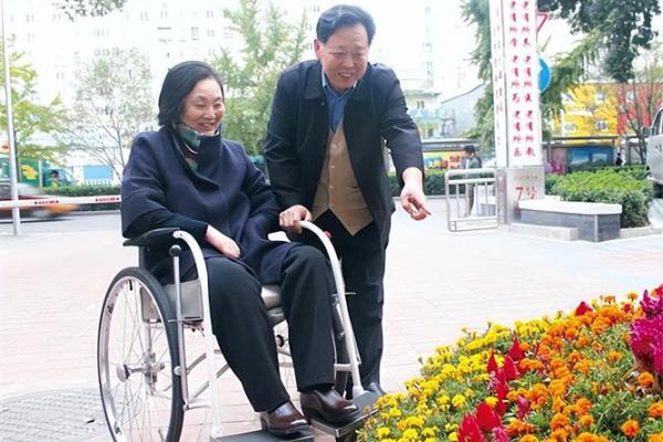 高位截瘫:命运为何更长久的秘密探索 高位截瘫:命运为何更长久的秘密探索