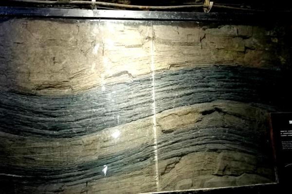 探秘矿山背后的命运：你知道做矿山属于什么“命”吗？