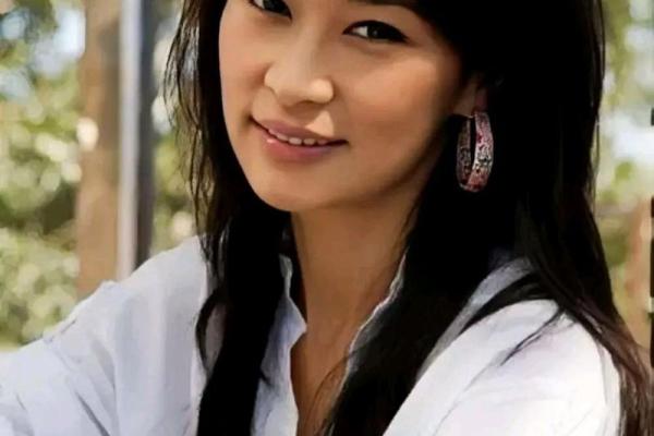 1999年出生的孩子:成长之路与命运的抉择 1999年出生的孩子:成长之路与命运的抉择