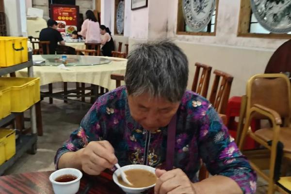 根据生辰八字，探究命硬孩子的特征与影响