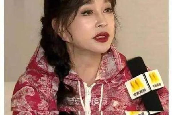 女人眼皮下垂的命运：从容应对的智慧与方法