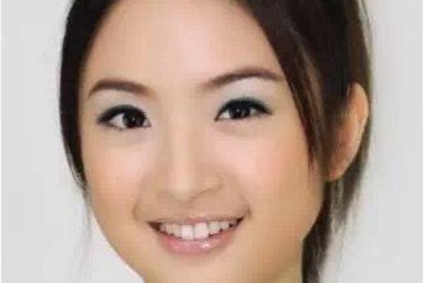 天生双下巴：命运的微妙象征与生活中的影响