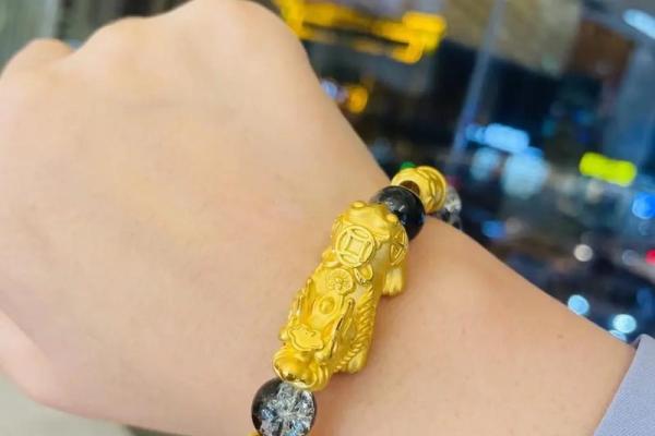 貔貅伴你行，适合什么命的人携带？