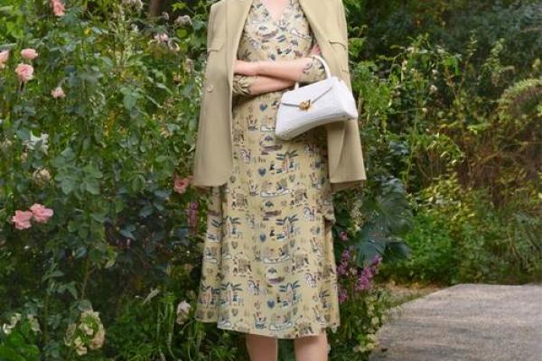 1992526命理解析：解读缺失与寻求平衡的生活之道