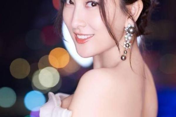 命运的交响曲:从1972到1996,生命中的每一个选择 命运的交响曲:从1972到1996,生命中的每一个选择