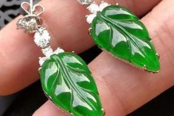 火命人适合佩戴哪些坐骑饰品？提升气运与魅力的方法！