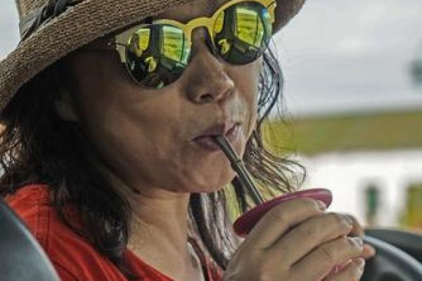 命运之轮:1965年1月出生者的精彩人生探索 命运之轮:1965年1月出生者的精彩人生探索