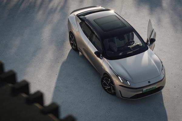 1997年7月30日的宿命与机遇：人生的变革之路