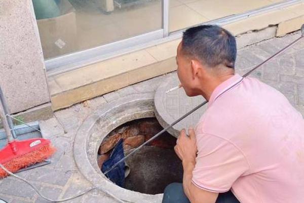 家中漏水的背后:风水、命运与生活的隐秘联系 家中漏水的背后:风水、命运与生活的隐秘联系