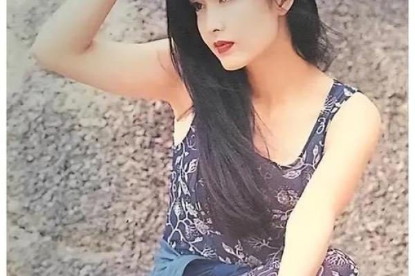 周慧敏：一代歌后，辉煌与命运的交响乐