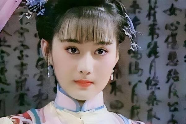 1971年出生的女性命运解析:一个新时代女性的探索之旅 1971年出生的女性命运解析:一个新时代女性的探索之旅