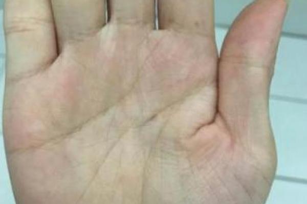 剑锋金命女的最佳婚配：谁是她们命中的另一半？
