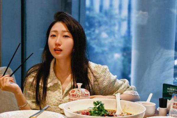 解密命里本命桃花:缘分的秘密与情感的探索 解密命里本命桃花:缘分的秘密与情感的探索