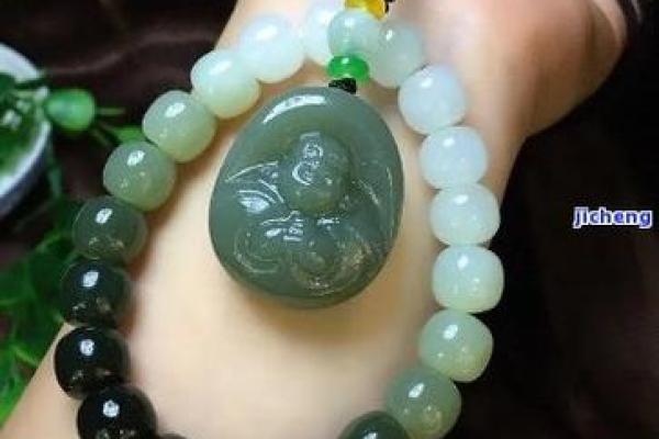 火龙命配饰：如何选择与搭配让你魅力倍增！