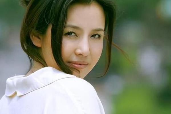 泉中水命的人适合什么命的女孩？探寻命中注定的爱情伴侣！