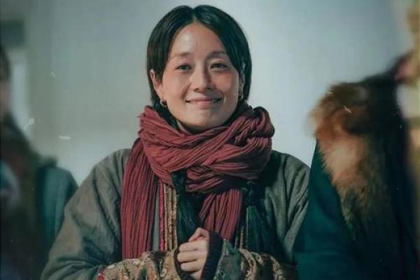 年轻失去父亲的心灵旅程：痛苦与成长的交织