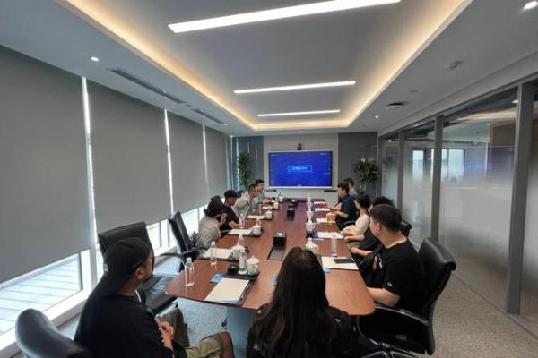 从“纸上谈兵”看实践的重要性与生存智慧