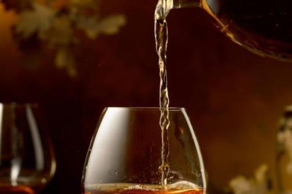 酿酒与命运：探寻酒与成语的奇妙联结