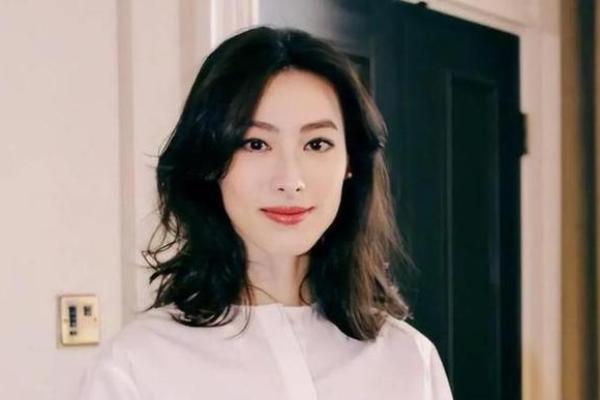 1981年出生的女性命运分析：机遇与挑战并存的生活旅程