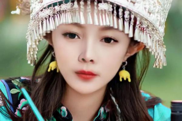 2020年属狗人的命运解析：如何抓住机遇创造美好生活