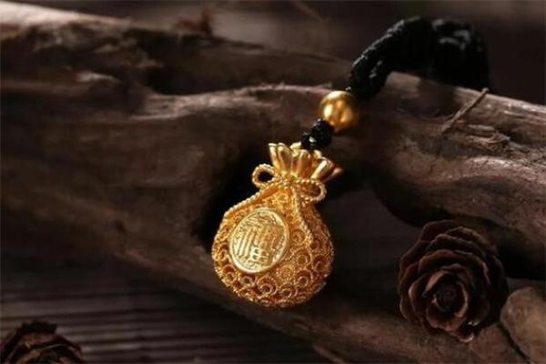 大林木命男人与适合的女人命理搭配探秘 大林木命男人与适合的女人命理搭配探秘