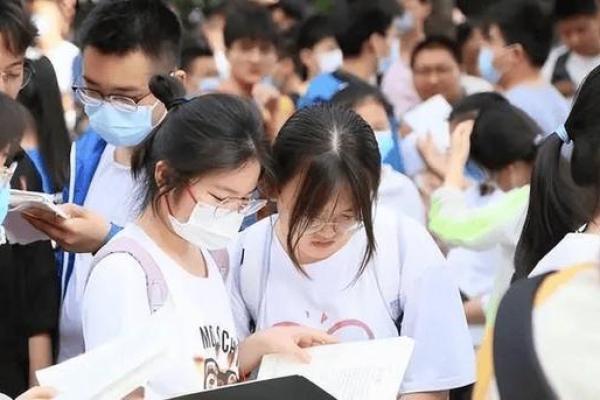 2009年:命运的转折与成长之旅 2009年:命运的转折与成长之旅