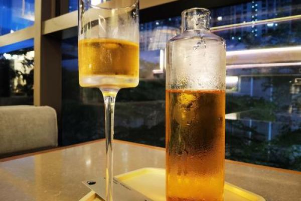 冰凉甜蜜：解密女孩们最爱的饮料名字背后的故事