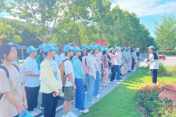 探寻2049年出生者的命运与未来——命理的精彩旅程