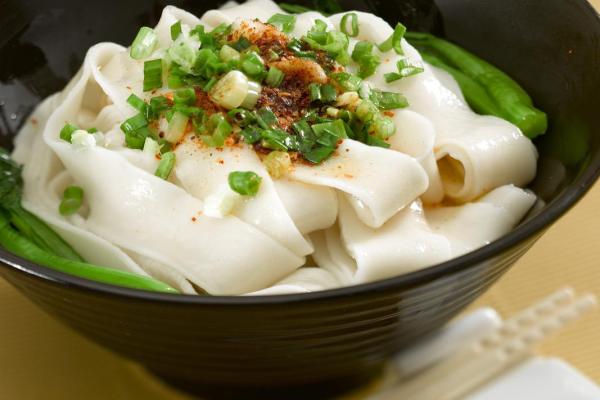 适合什么命做面条：面食文化与命理的完美结合