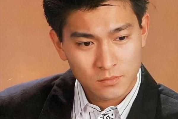 红颜知己：命中注定的魅力与情谊