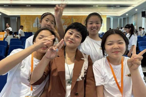 探索命格中的父母影响，揭示偏父母命格的奥秘与人生智慧