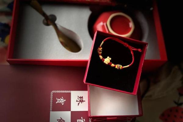 火命人与干爹的缘分：如何选择最合适的良师益友