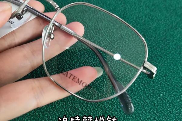 命运的无常：为何人生如此瞬息万变？